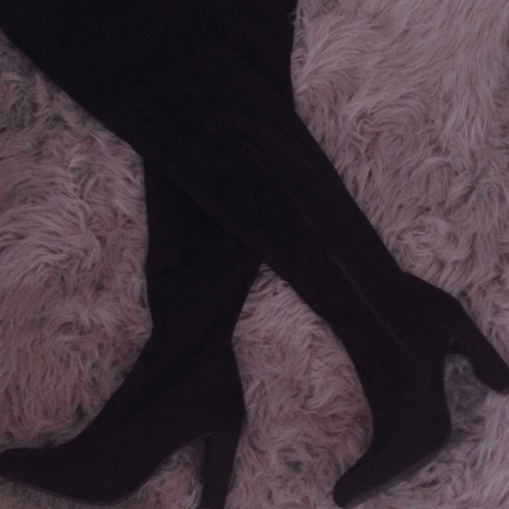 ShoeDazzle knee high wide calf 6.5 boots